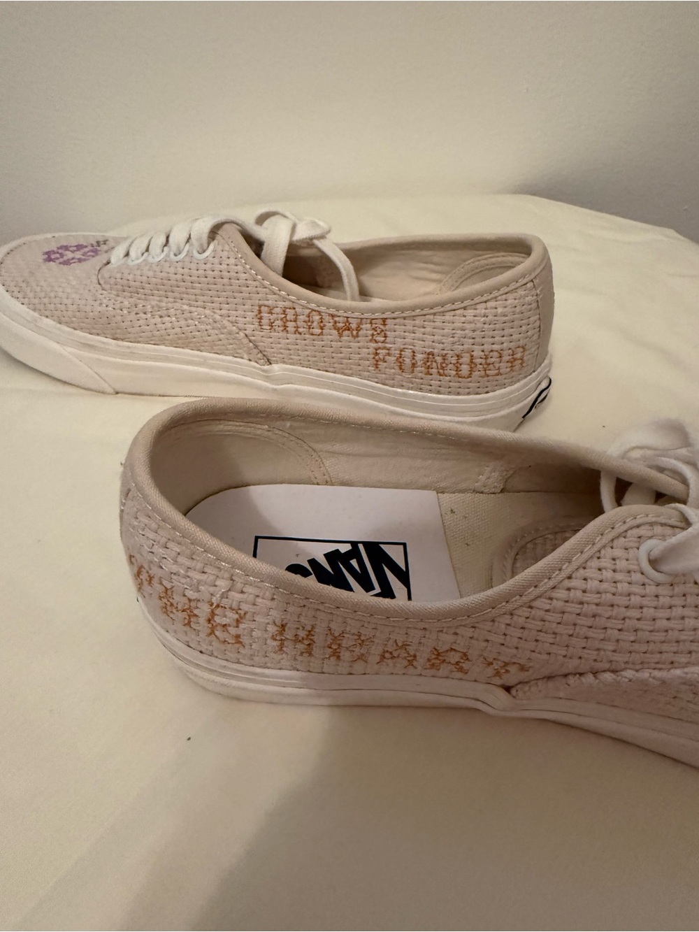 Embroidered Floral Canvas Lace-Up vans Sneakers - Picture 5 of 6
